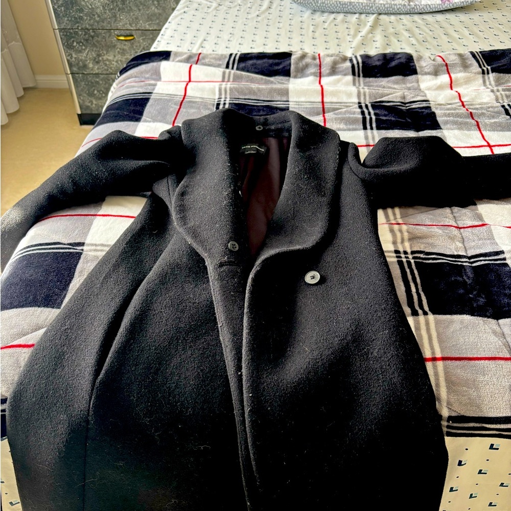 Club Monaco coat in black